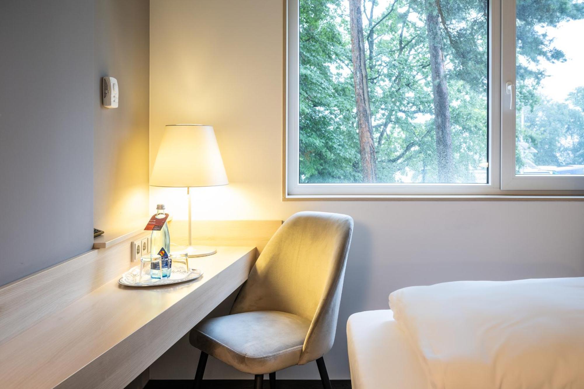 Serways Hotel Bruchsal West Forst  Ngoại thất bức ảnh