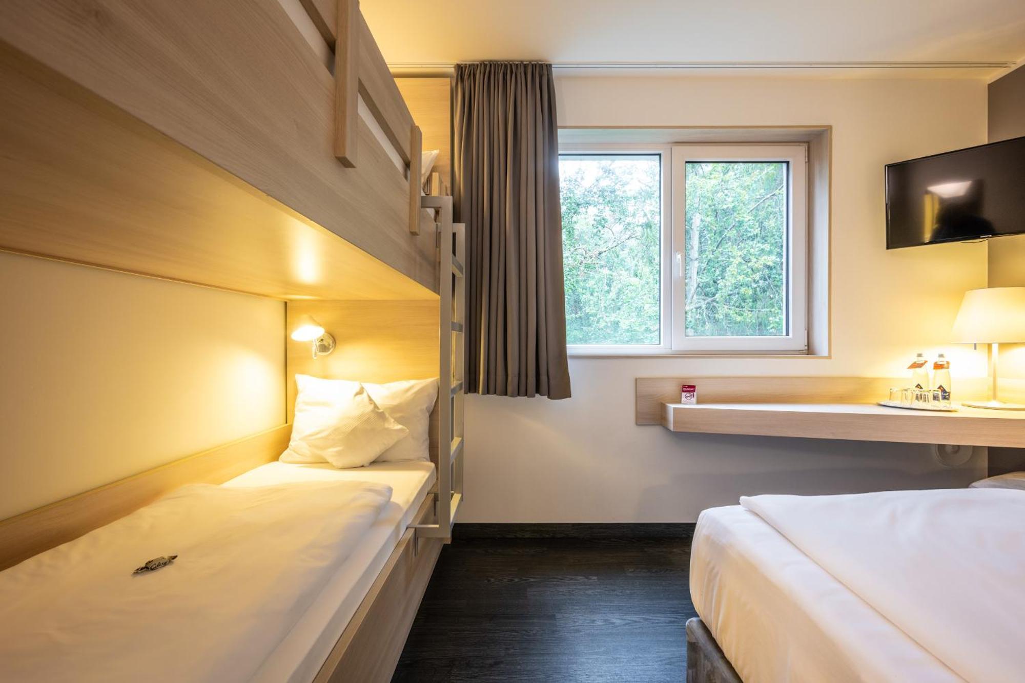 Serways Hotel Bruchsal West Forst  Ngoại thất bức ảnh