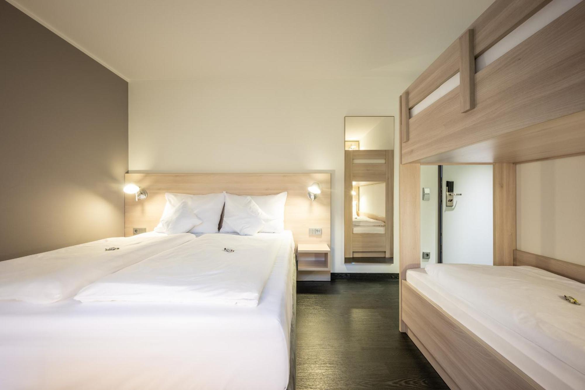 Serways Hotel Bruchsal West Forst  Ngoại thất bức ảnh