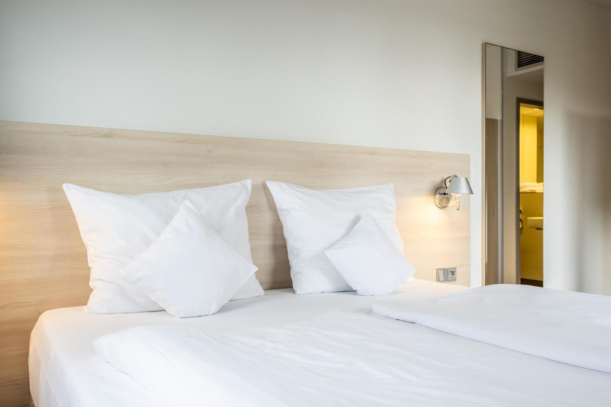 Serways Hotel Bruchsal West Forst  Ngoại thất bức ảnh
